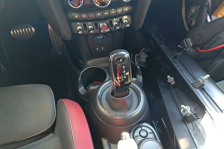 Used MINI JCW 2018 2.0T JOHN COOPER WORKS ALL-IN Gear Lever