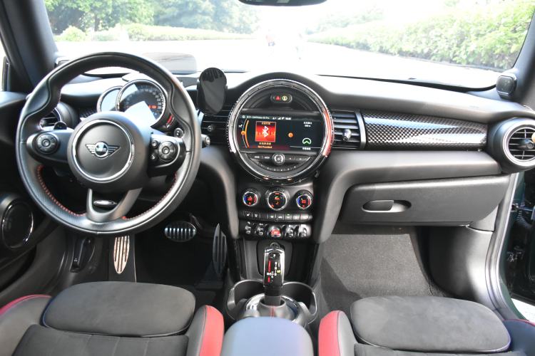 Used MINI JCW 2018 2.0T JOHN COOPER WORKS ALL-IN Interior 1