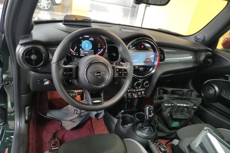 Used MINI JCW 2022 2.0T JOHN COOPER WORKS ALL-IN Interior 2