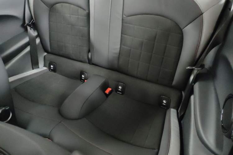 Used MINI JCW 2022 2.0T JOHN COOPER WORKS ALL-IN Interior 4