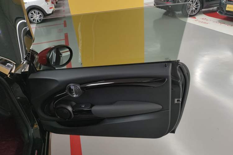 Used MINI JCW 2022 2.0T JOHN COOPER WORKS ALL-IN Interior 5