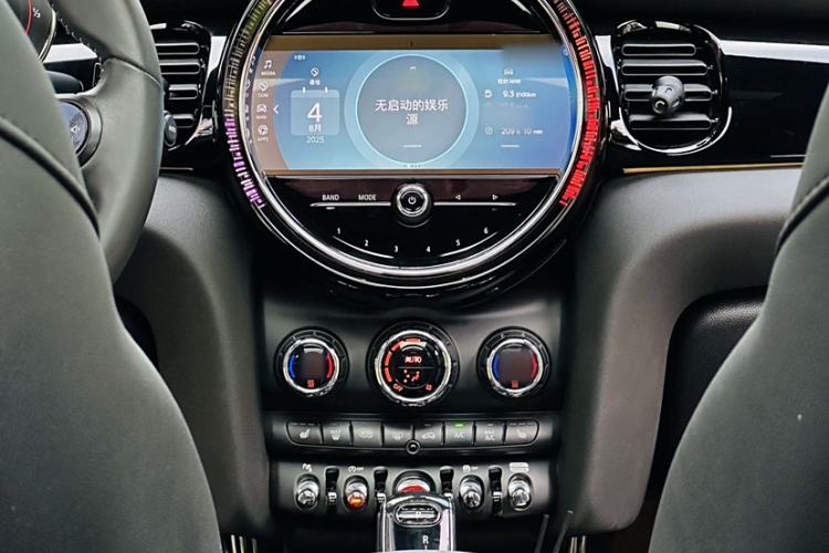 Used MINI JCW 2022 2.0T JOHN COOPER WORKS ALL-IN Interior 6