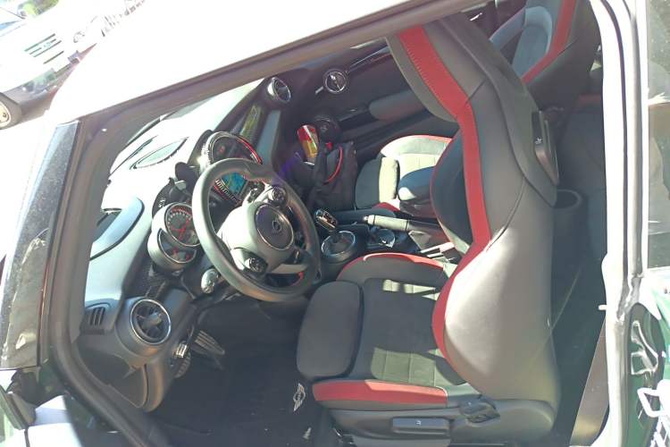 Used MINI JCW 2018 2.0T JOHN COOPER WORKS ALL-IN Left Front Seat