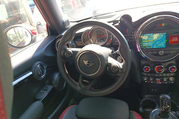 Used MINI JCW 2018 2.0T JOHN COOPER WORKS ALL-IN Steering Wheel