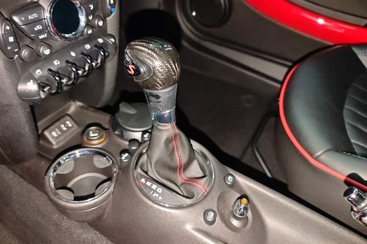 Used MINI JCW 2013 1.6T JOHN COOPER WORKS Gear Lever