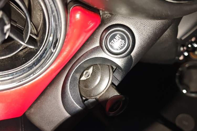 Used MINI JCW 2013 1.6T JOHN COOPER WORKS Interior 1