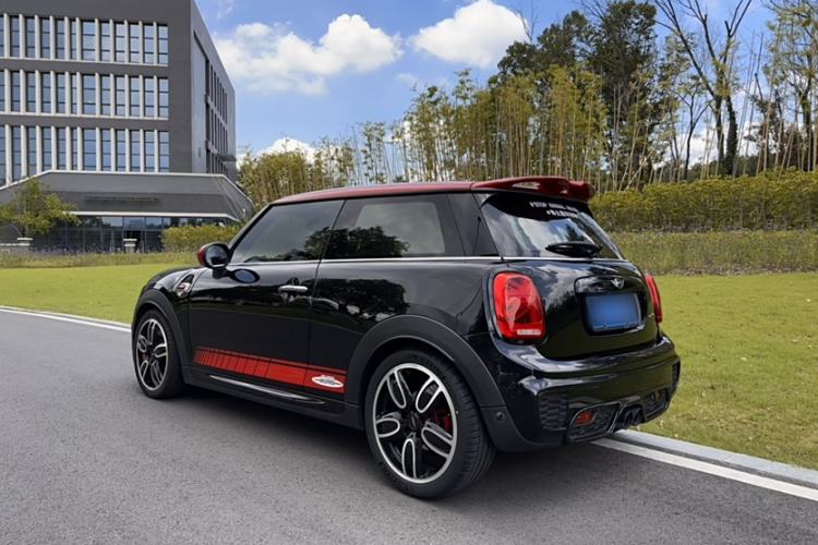 Used MINI JCW 2015 2.0T JOHN COOPER WORKS Exterior 3