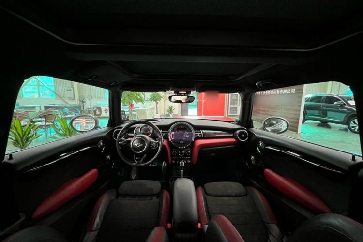 Used MINI JCW 2015 2.0T JOHN COOPER WORKS Interior 2