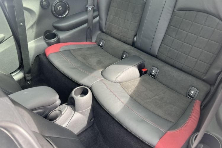 Used MINI JCW 2015 2.0T JOHN COOPER WORKS Interior 5