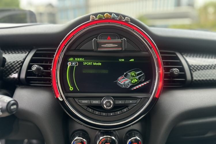 Used MINI JCW 2015 2.0T JOHN COOPER WORKS Interior 6