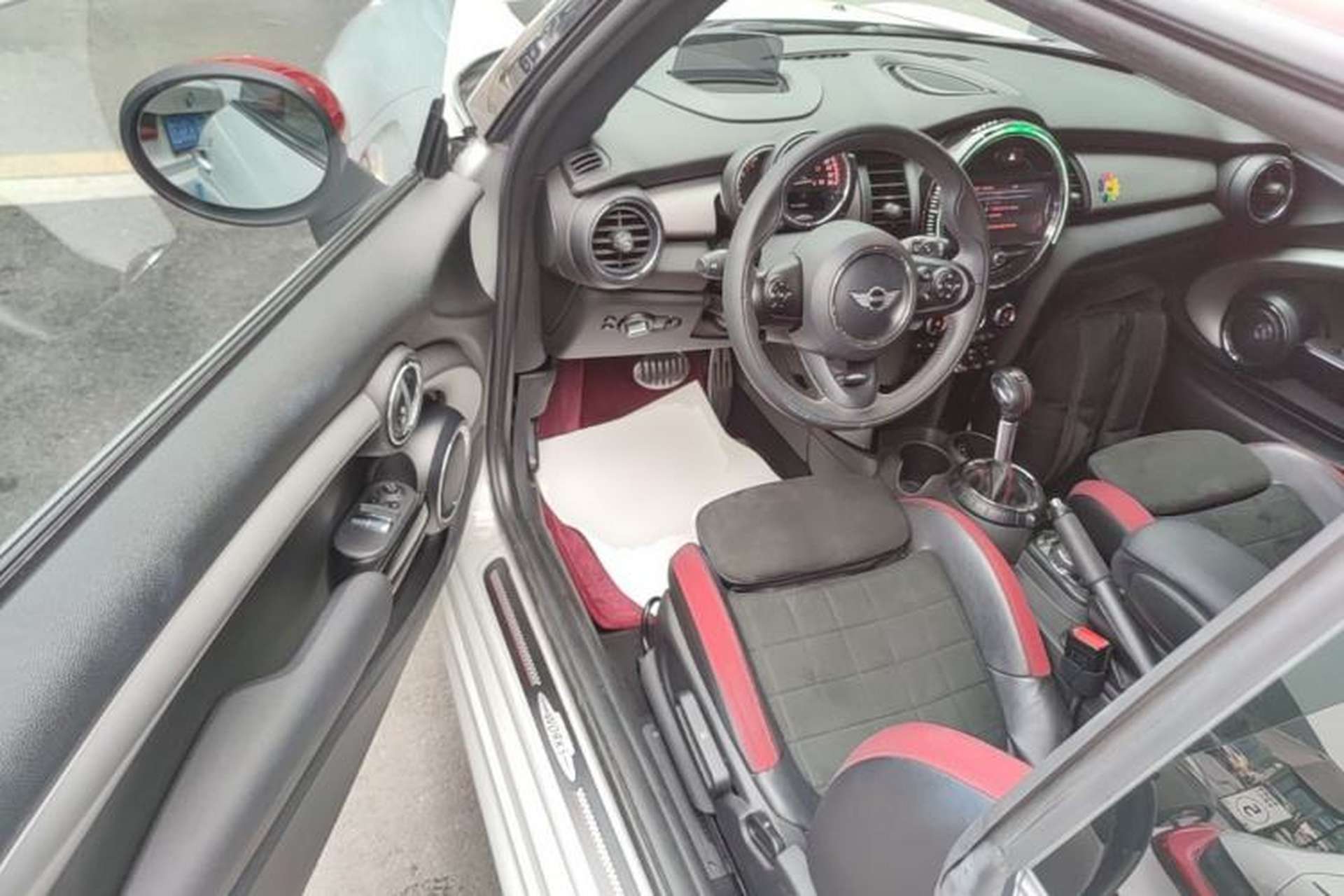 Used MINI JCW 2015 2.0T JOHN COOPER WORKS Driver Seat