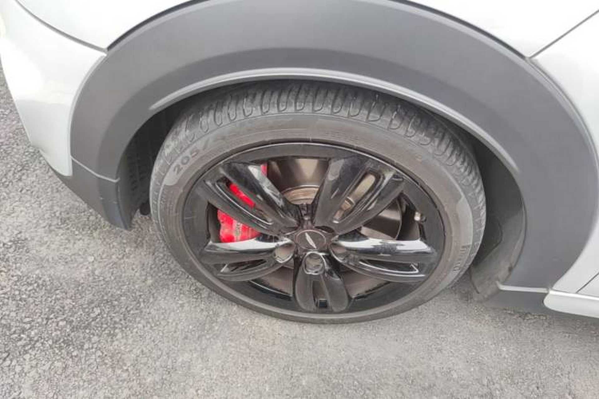 Used MINI JCW 2015 2.0T JOHN COOPER WORKS Left Front Wheel Hub