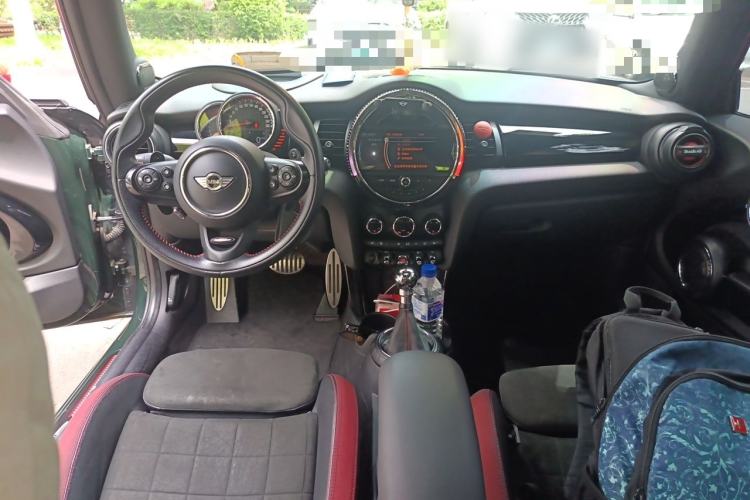 Used MINI JCW 2015 2.0T JOHN COOPER WORKS Center Console