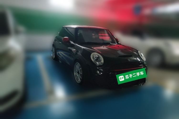 Used MINI JCW 2015 2.0T JOHN COOPER WORKS Front Right 45 Deg