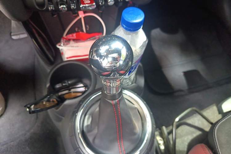 Used MINI JCW 2015 2.0T JOHN COOPER WORKS Gear Lever