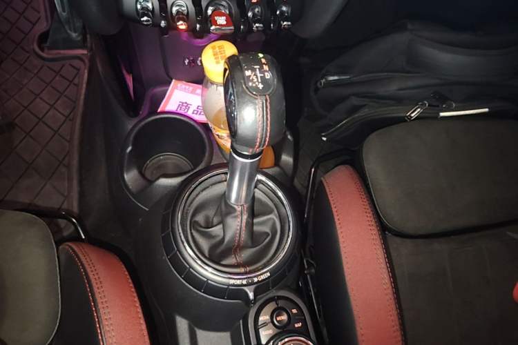 Used MINI JCW 2015 2.0T JOHN COOPER WORKS Gear Lever