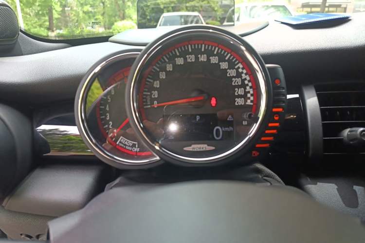 Used MINI JCW 2015 2.0T JOHN COOPER WORKS Instrument Cluster