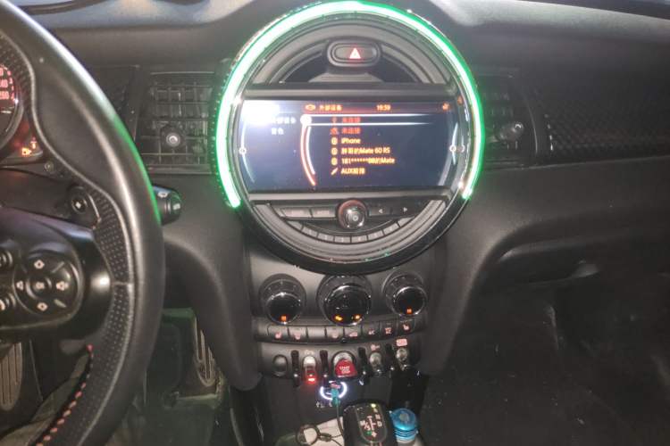 Used MINI JCW 2016 2.0T JOHN COOPER WORKS Avant-Garde Audio And AC Panel