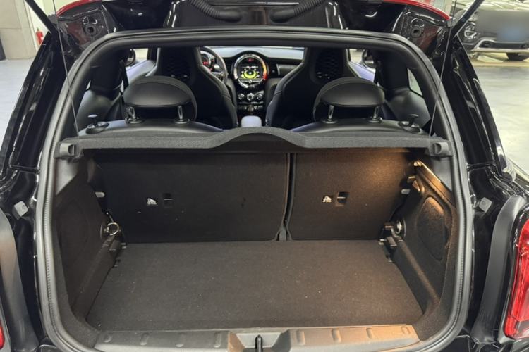 Used MINI JCW 2016 2.0T JOHN COOPER WORKS Interior 6