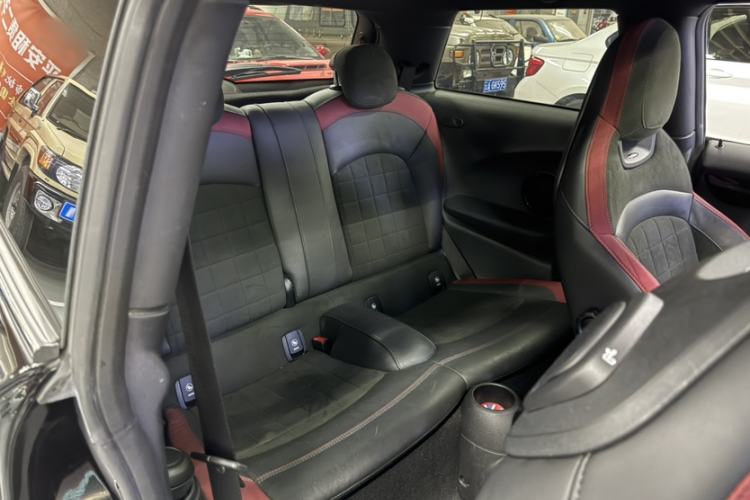 Used MINI JCW 2016 2.0T JOHN COOPER WORKS Interior 9