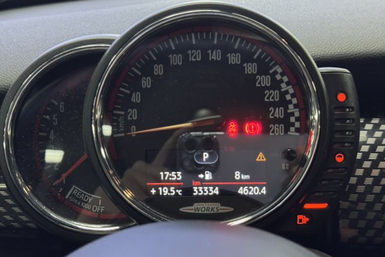 Used MINI JCW 2016 2.0T JOHN COOPER WORKS Odometer Close Up