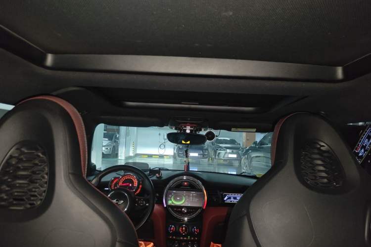 Used MINI JCW 2017 2.0T JOHN COOPER WORKS Headliner