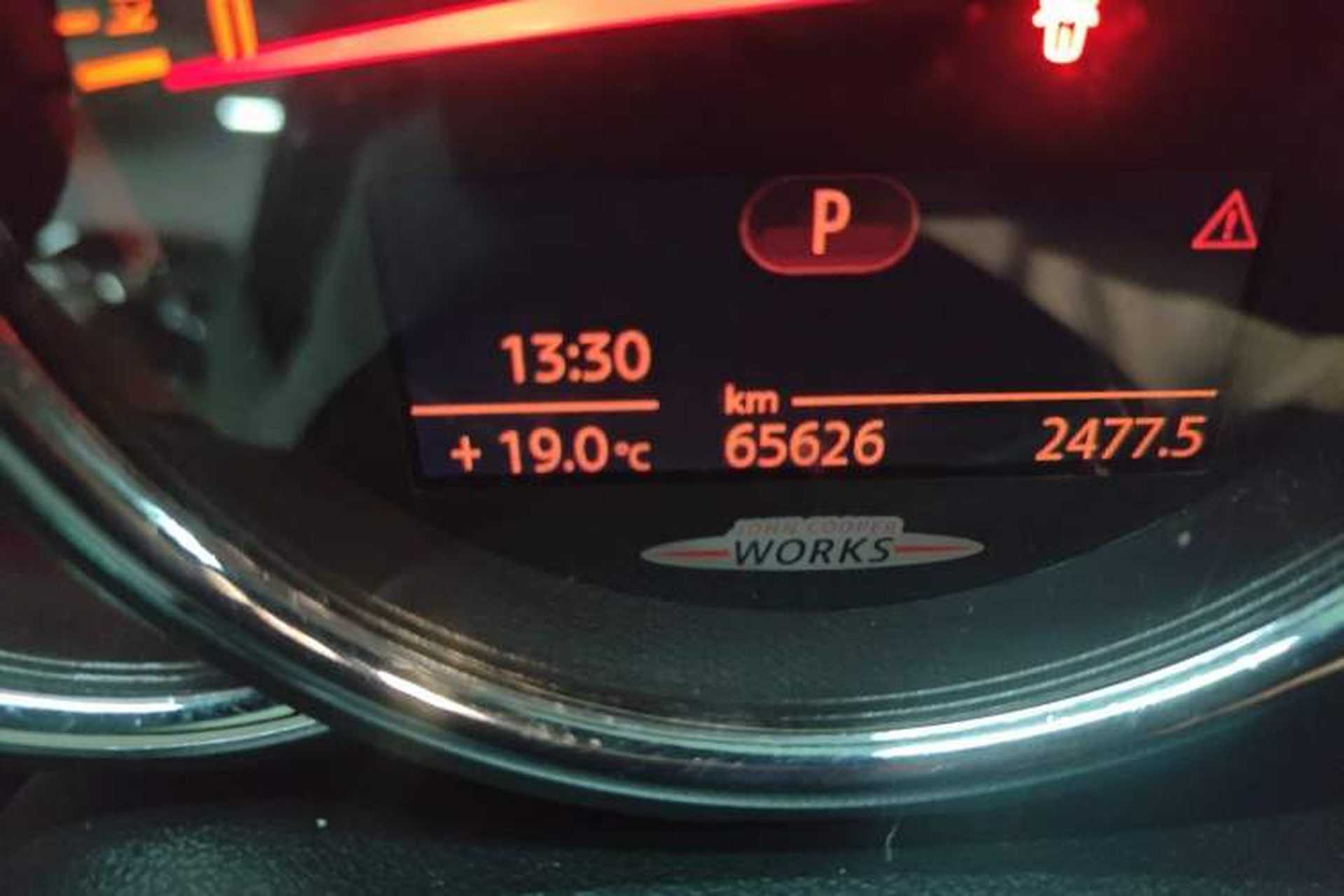 Used MINI JCW 2017 2.0T JOHN COOPER WORKS Odometer Close Up