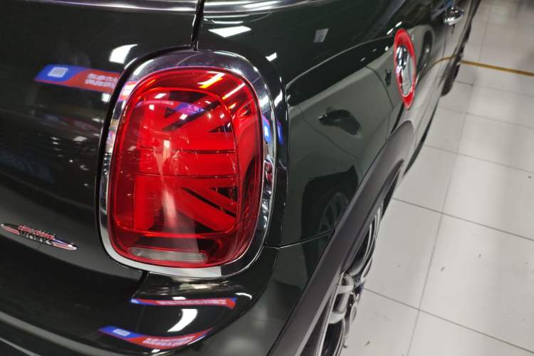Used MINI JCW 2017 2.0T JOHN COOPER WORKS Avant-Garde Exterior 3