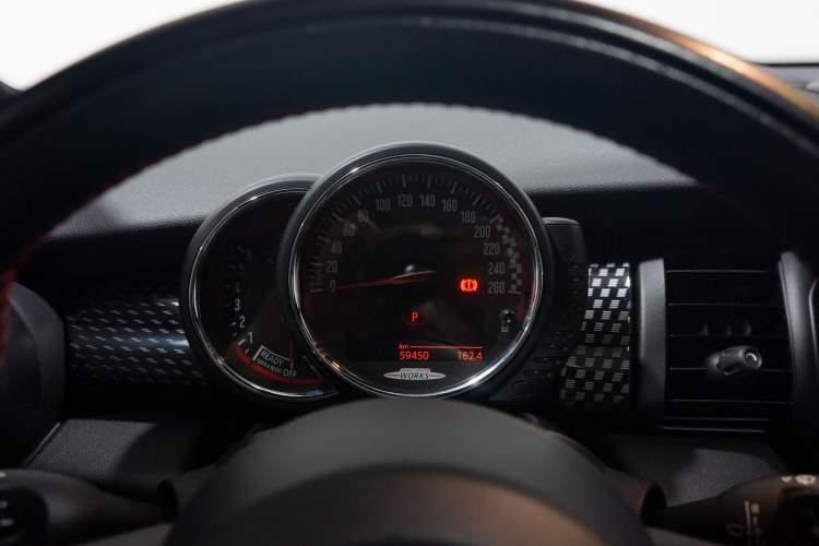 Used MINI JCW 2017 2.0T JOHN COOPER WORKS Odometer Close Up
