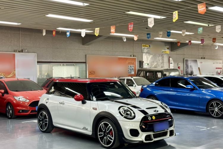 Used MINI JCW 2017 2.0T JOHN COOPER WORKS Exterior 6