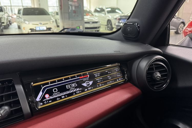 Used MINI JCW 2017 2.0T JOHN COOPER WORKS Interior 9
