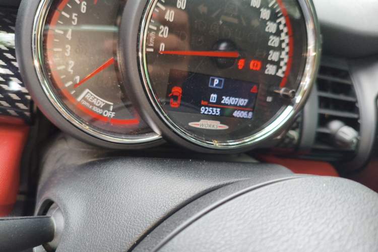 Used MINI JCW 2018 2.0T JOHN COOPER WORKS Odometer Close Up