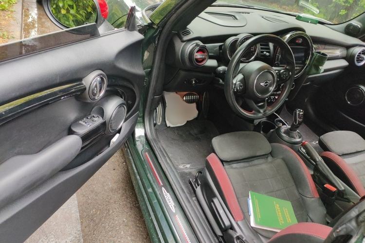 Used MINI JCW 2018 2.0T JOHN COOPER WORKS ALL-IN Driver Seat