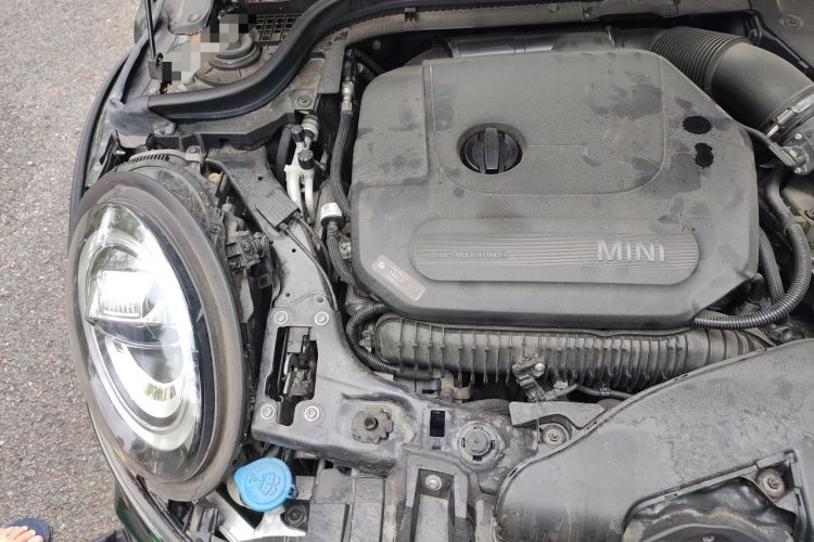 Used MINI JCW 2018 2.0T JOHN COOPER WORKS ALL-IN Engine Bay Right