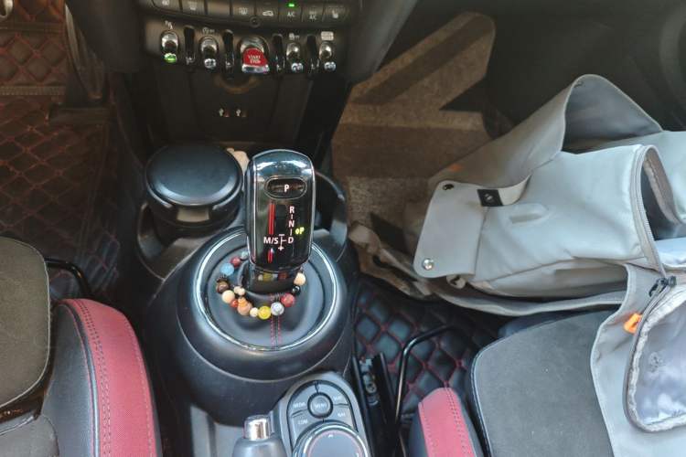 Used MINI JCW 2018 2.0T JOHN COOPER WORKS ALL-IN Gear Lever
