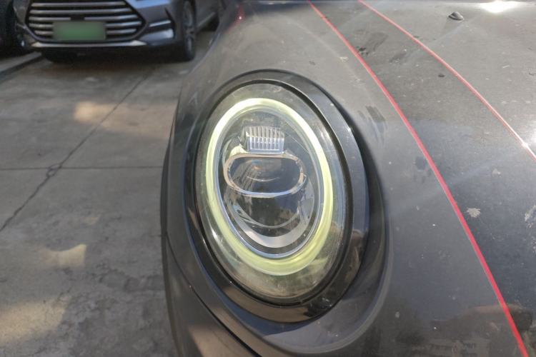 Used MINI JCW 2018 2.0T JOHN COOPER WORKS ALL-IN Right Front Headlight