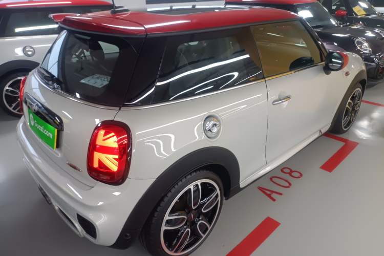 Used MINI JCW 2018 2.0T JOHN COOPER WORKS ALL-IN Exterior 5
