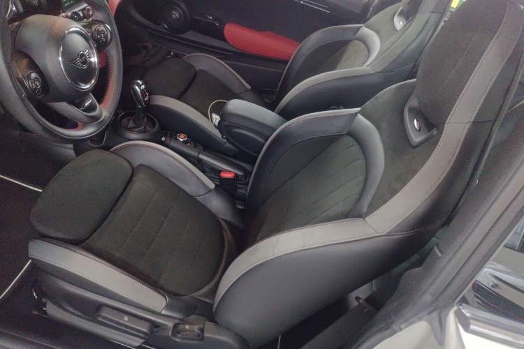 Used MINI JCW 2018 2.0T JOHN COOPER WORKS ALL-IN Left Front Seat
