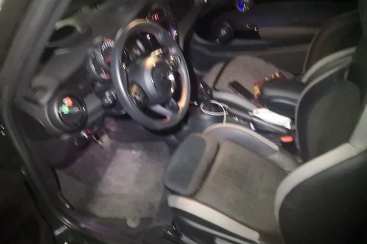 Used MINI JCW 2018 2.0T JOHN COOPER WORKS ALL-IN Driver Seat