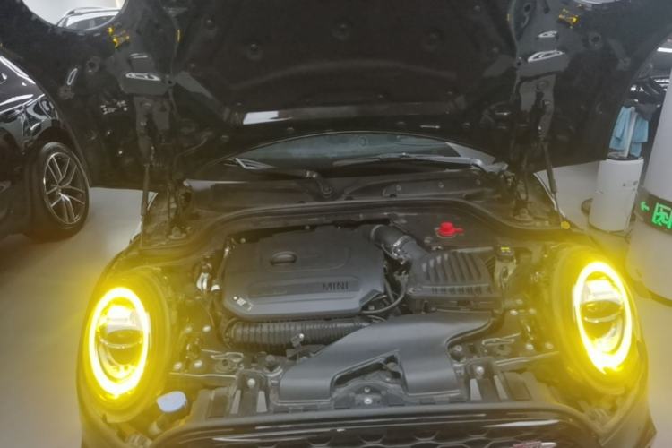 Used MINI JCW 2018 2.0T JOHN COOPER WORKS ALL-IN Engine Bay
