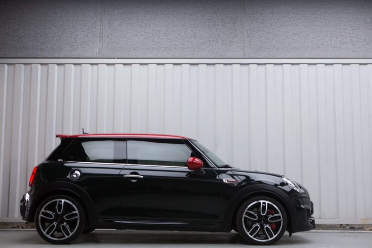 Used MINI JCW 2018 2.0T JOHN COOPER WORKS ALL-IN Exterior 5
