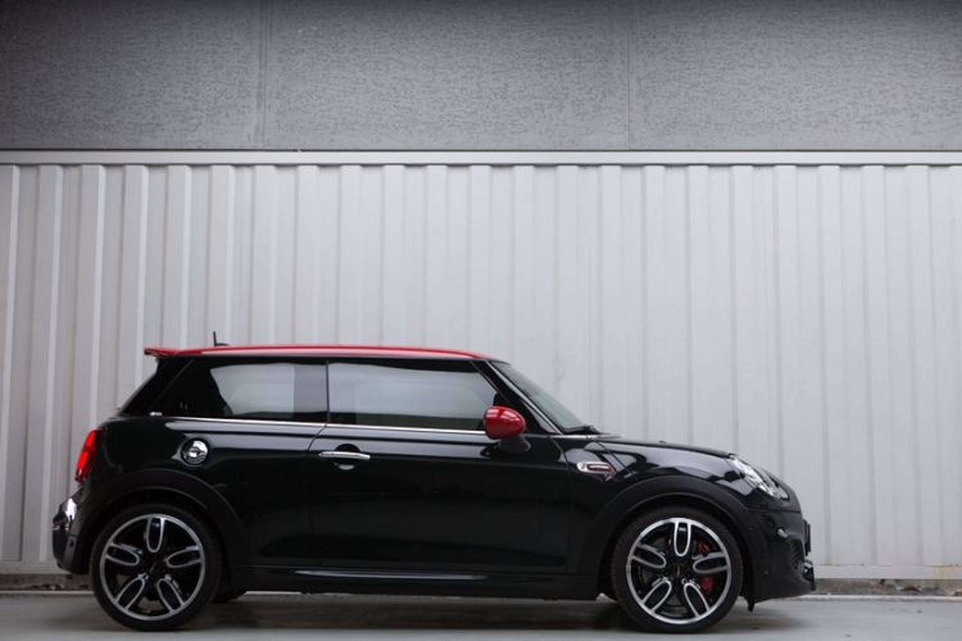 Used MINI JCW 2018 2.0T JOHN COOPER WORKS ALL-IN Exterior 5