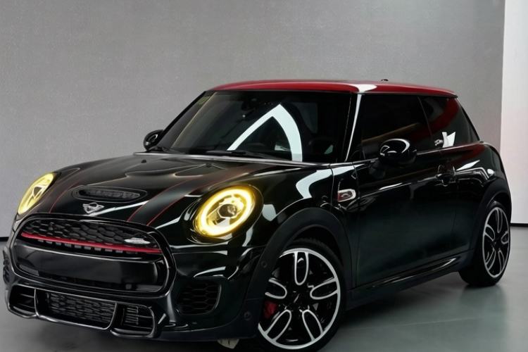 Used MINI JCW 2018 2.0T JOHN COOPER WORKS ALL-IN Exterior 5