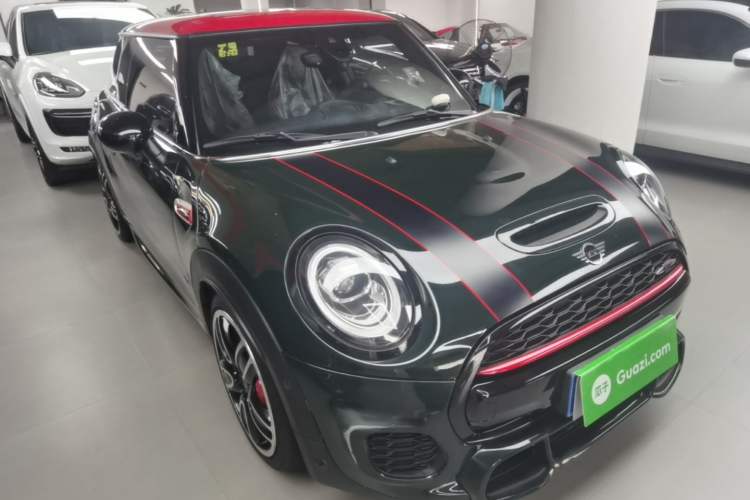 Used MINI JCW 2018 2.0T JOHN COOPER WORKS ALL-IN Front Right 45 Deg
