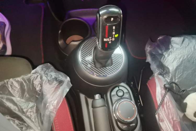 Used MINI JCW 2018 2.0T JOHN COOPER WORKS ALL-IN Gear Lever