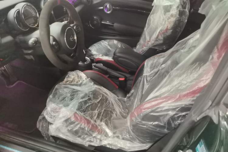Used MINI JCW 2018 2.0T JOHN COOPER WORKS ALL-IN Left Front Seat