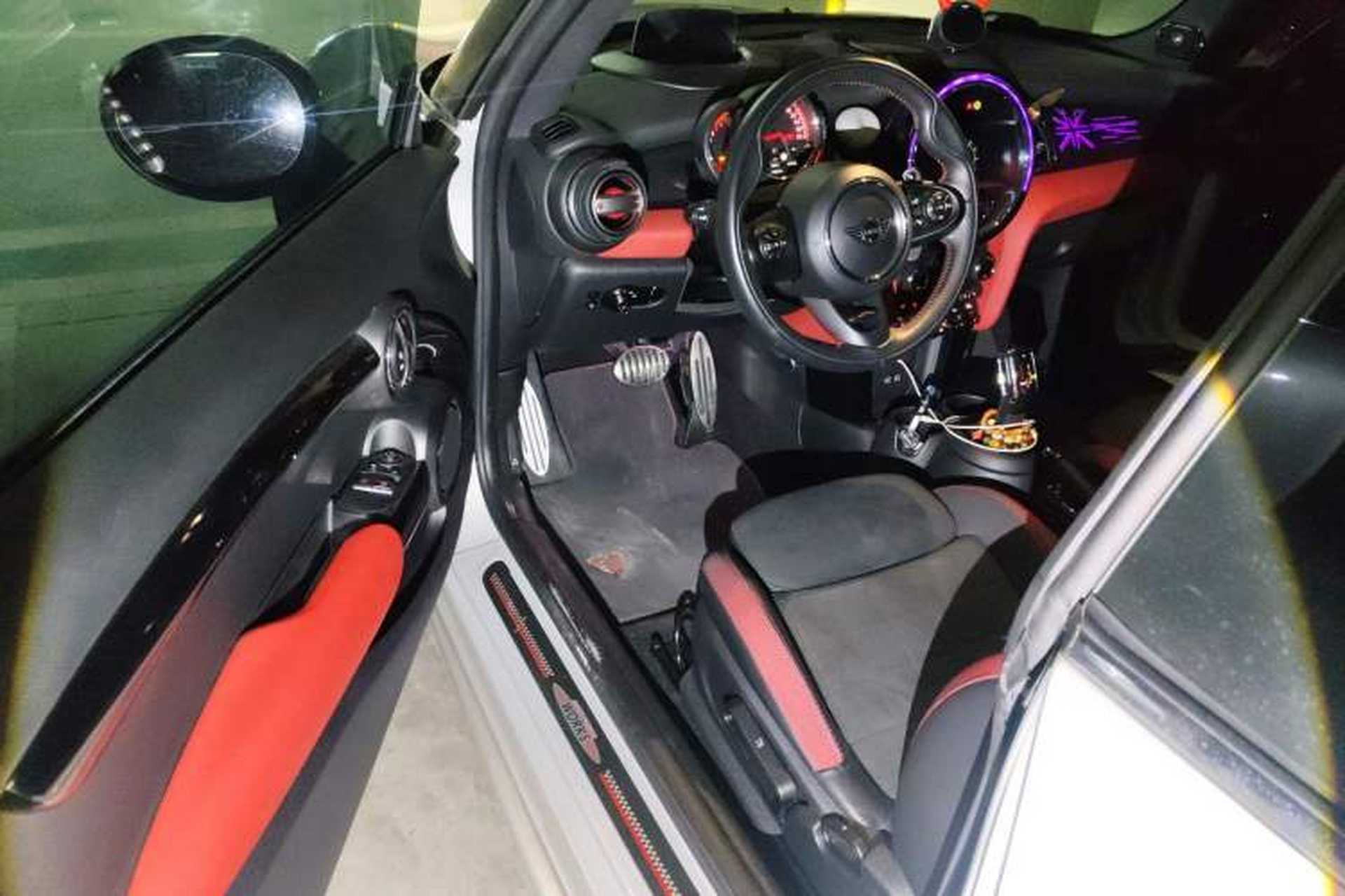 Used MINI JCW 2018 2.0T JOHN COOPER WORKS ALL-IN Driver Seat