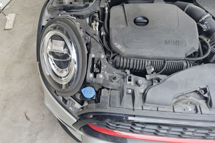 Used MINI JCW 2018 2.0T JOHN COOPER WORKS ALL-IN Engine Bay Right