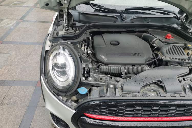 Used MINI JCW 2018 2.0T JOHN COOPER WORKS ALL-IN Engine Bay Right