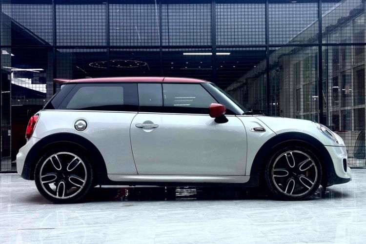 Used MINI JCW 2018 2.0T JOHN COOPER WORKS ALL-IN Exterior 4